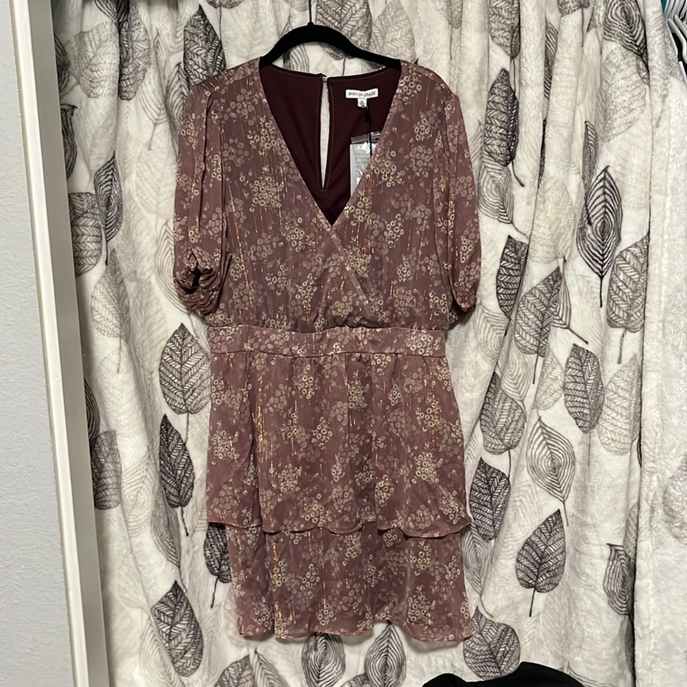 SPIRIT OF GRACE Elbow Length Sleeve Floral Print Popover Tier Dress